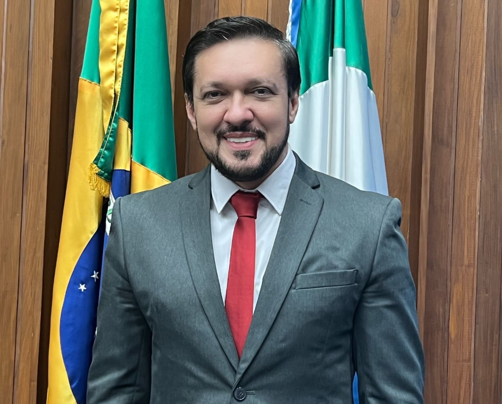 Lucas de Lima institui Dia Estadual do Catador de Materiais Recicláveis