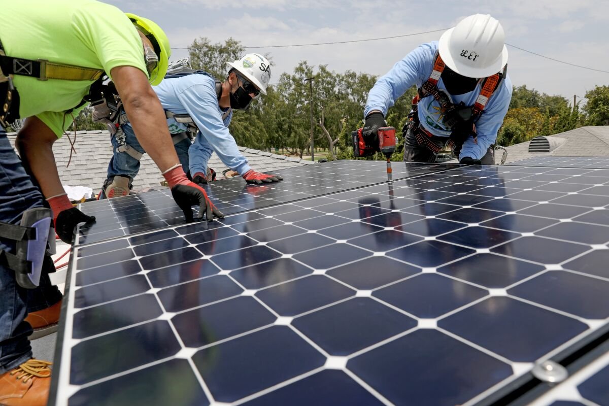 Consumidores têm 100 dias para instalar geração própria de energia solar antes de mudanças nas regras