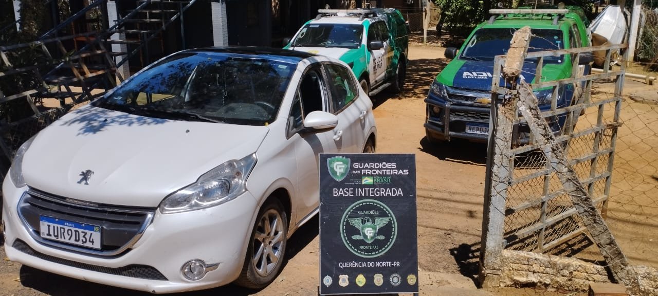 PMA e Força Verde do Paraná prendem pedagoga gaúcha com 93,5 kg de maconha em veículo produto de roubo no Rio Grande do Sul
