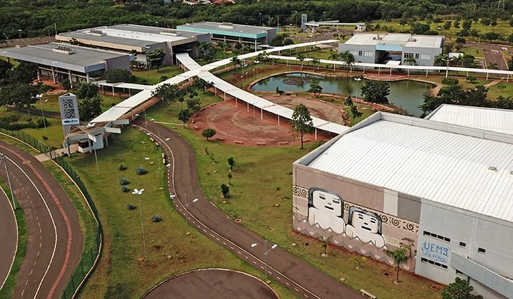 Mais de 8 mil fazem provas do Vestibular UEMS ocorrem neste sábado (17)