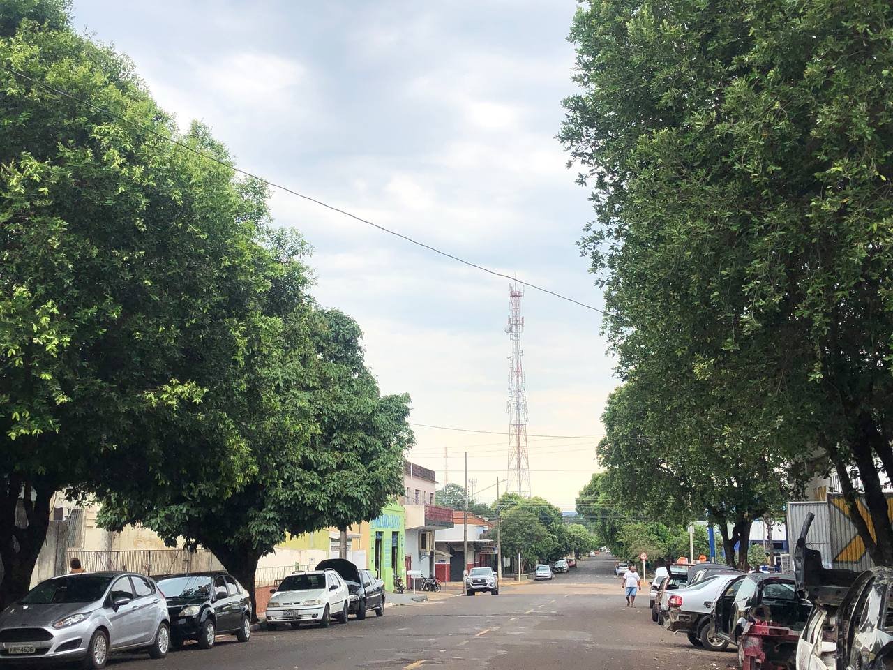 Sexta-feira deve ser de altas temperaturas e com pancadas de chuva em MS