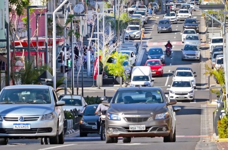 Confira os prazos e datas para pagamento do IPVA e licenciamento em 2023