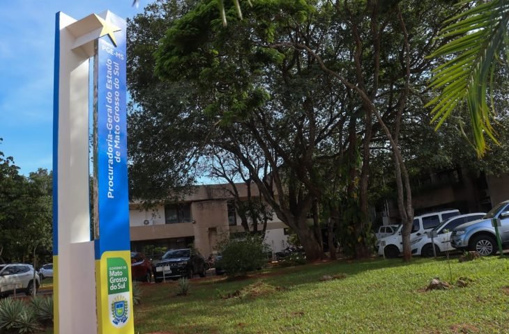 PGE fará “plantão tira-dúvidas” com servidores sobre a nova Lei de Licitações