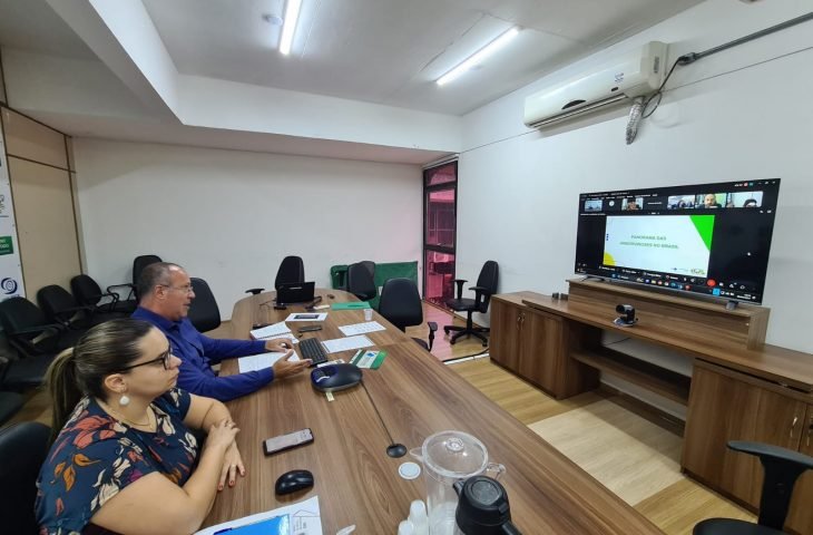 SES realiza 1ª reunião do Centro de Operações de Emergência de combate à dengue de MS