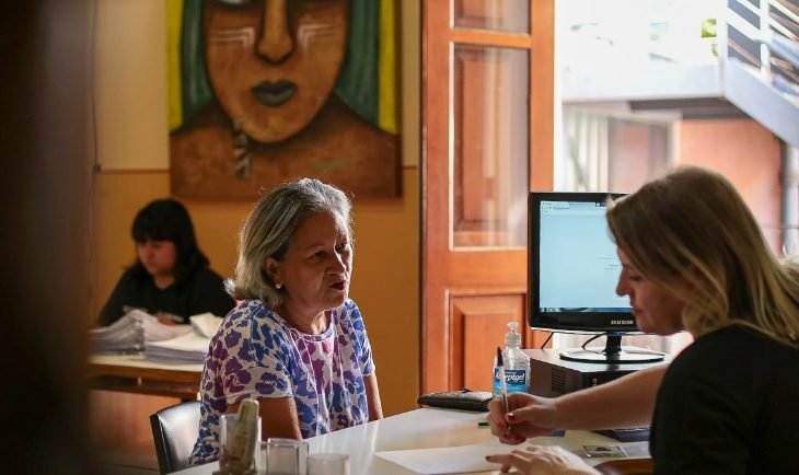 Caravana da Fundação de Cultura vai a Coxim para a emissão de carteiras do artesão