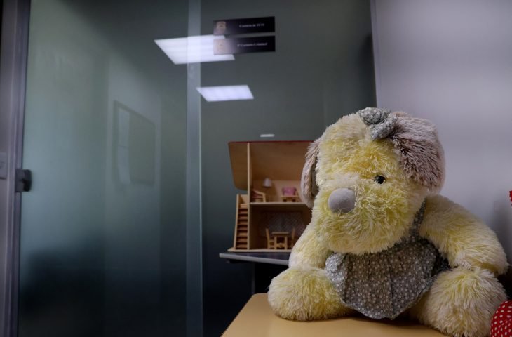Tecnologia auxilia investigações para proteção de crianças e adolescentes em MS