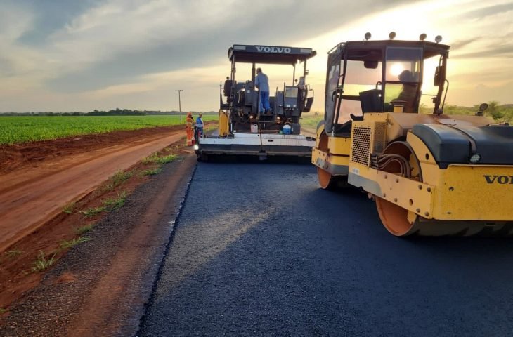 Pavimentação da rodovia MS-379 avança para levar desenvolvimento e ajudar no escoamento da produção
