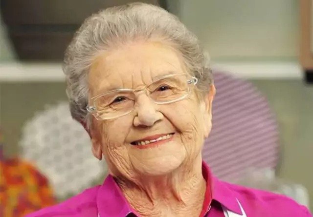 Famosos: Vovó Palmirinha morre aos 91 anos em São Paulo