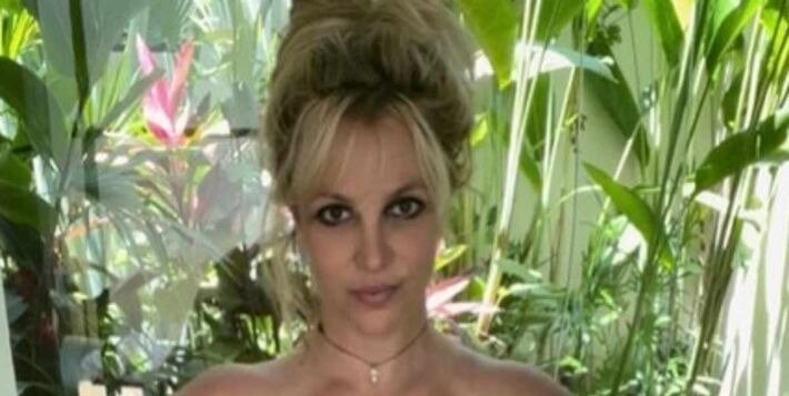 Famosos – Britney Spears se arrepende de comentário e deleta rede social