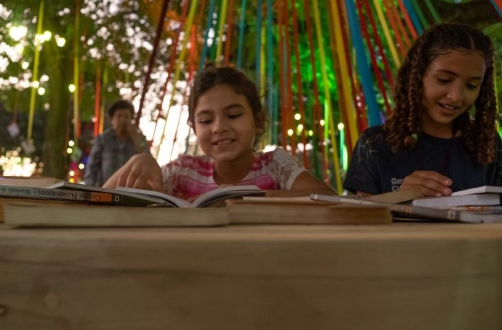 Feira Literária de Bonito começa com pé de livros e o convite para vivenciar natureza e literatura
