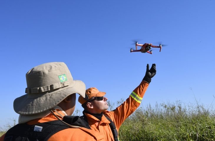 Com tecnologia, monitoramento e parceria com a Nasa, bombeiros de MS atuam na prevenção e combate a incêndios florestais