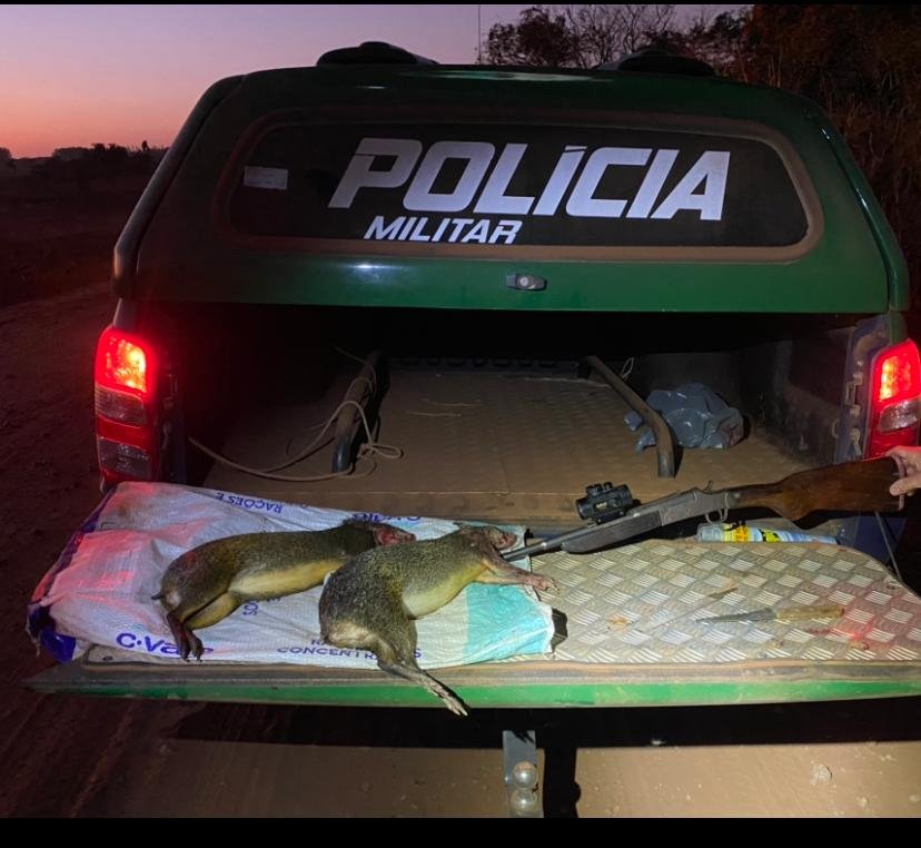 PMA do Parque Estadual das Várzeas do Rio Ivinhema prende homem por porte ilegal de arma de fogo e caça animal silvestre