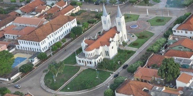 Desfile Cívico-Militar de aniversário – Prefeito de Aquidauana convida a população para o evento