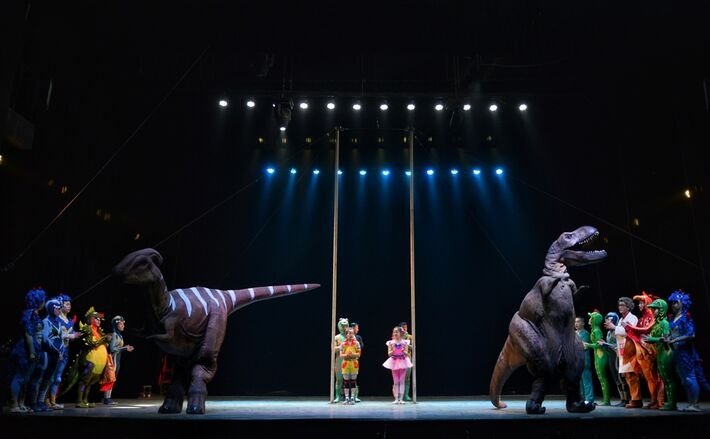 Circo chinês apresenta ‘Mundo Jurássico’ em duas cidades de MS