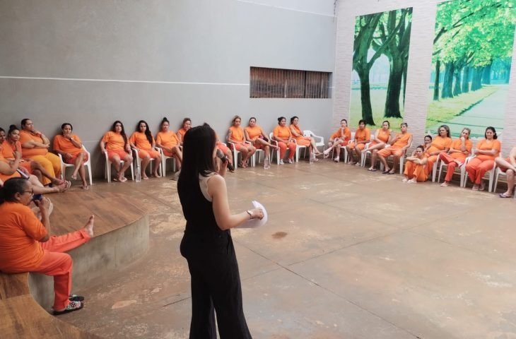 Agosto Lilás: Campanha de combate à violência contra a mulher é realizada em presídios do estado