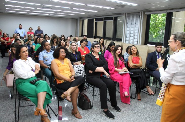 Subsecretaria promove debate sobre os 16 dias de ativismo pelo fim da violência contra a mulher