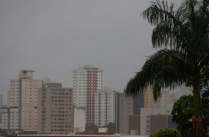 Não esqueça o guarda chuva: tempo instável continua e sexta-feira pode ser chuvosa