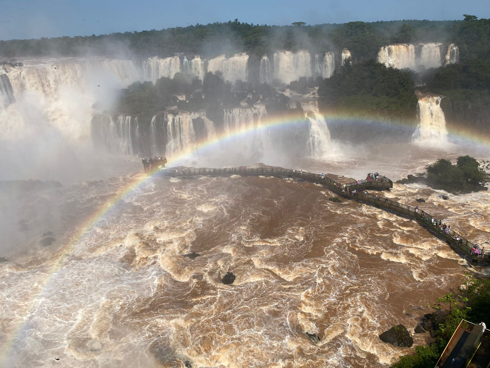 Turismo – Acesso à Passarela das Cataratas do Iguaçu é reaberto!
