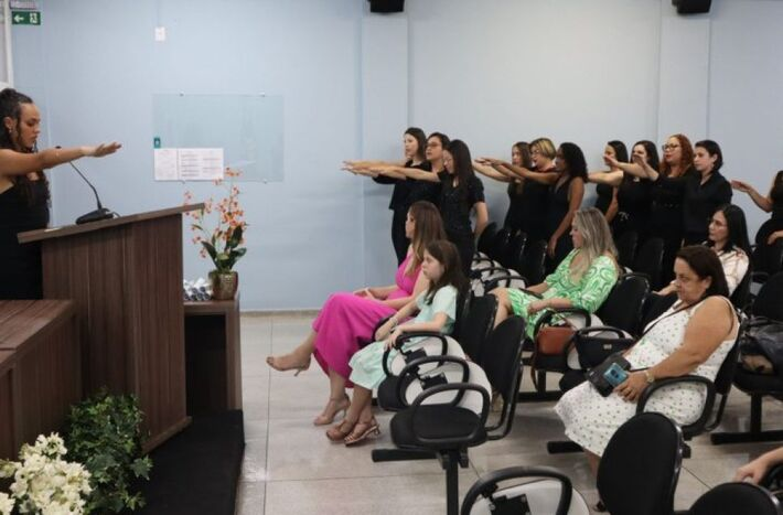 Hospital Regional forma 13 especialistas para atuarem em equipe multiprofissional