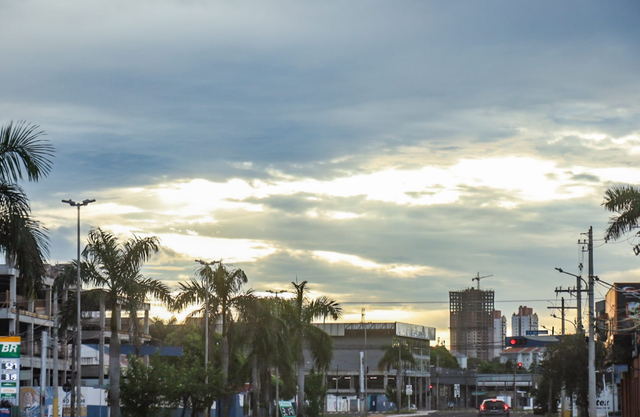 Domingo de Páscoa será de tempo instável com sol e chuva em MS