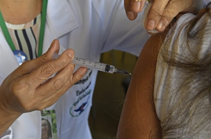 MS recebe 9ª remessa com mais 92 mil doses da vacina contra a Influenza