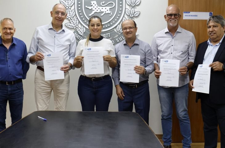 Convênios do MS Ativo garantem R$ 16,2 milhões em obras de infraestrutura para cinco municípios