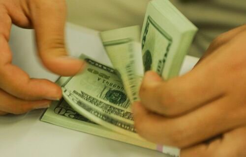 Dólar caiu a R$ 5,54, no último fechamento