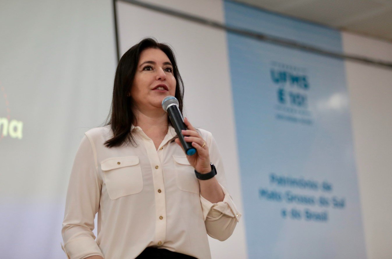 Ministra Simone Tebet realiza conferência em evento da UFMS aberto ao público