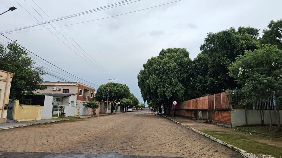 Última segunda-feira de março tem previsão de chuvas e máxima de 33ºC